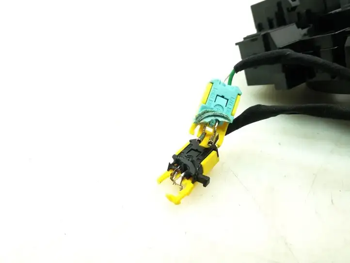 Toyota Prius Prime (2017 - ) 8430747161 Контактное кольцо SRS — фото 3
