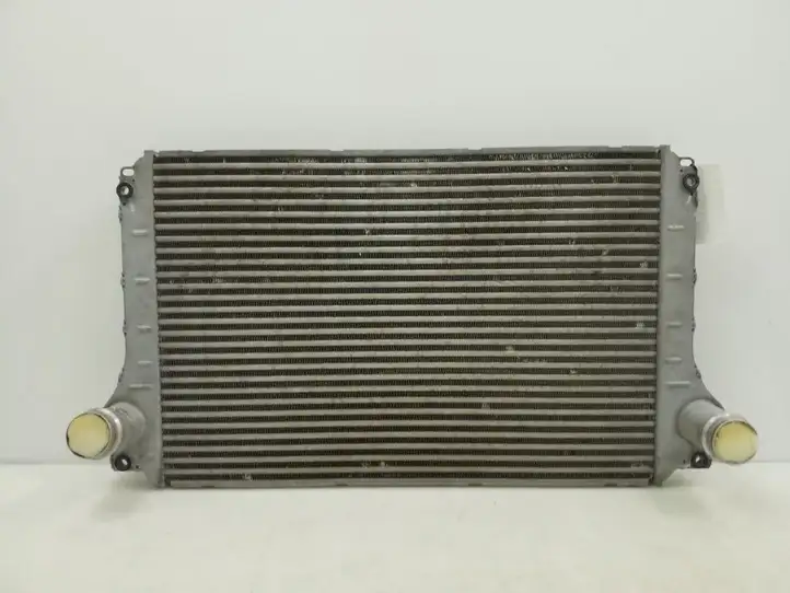 Toyota Corolla Verso AR10 (2004 - 2009) 179400R010 Интеркулер — фото 1