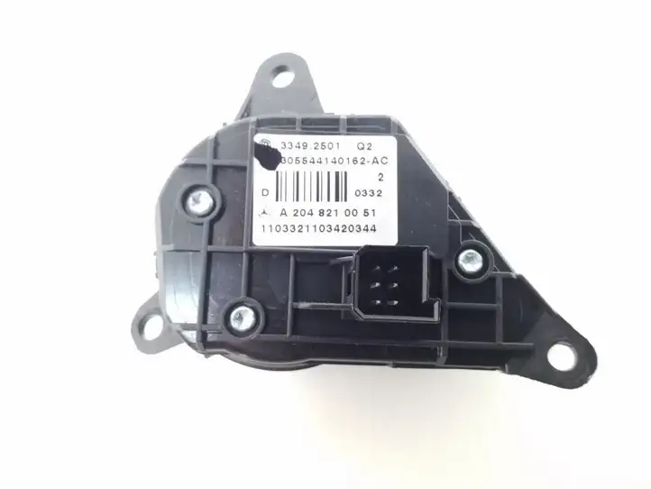 Mercedes-Benz E C207 W207 (2009 - 2017) A2048210051 Кнопки на рулевом колесе — фото 2