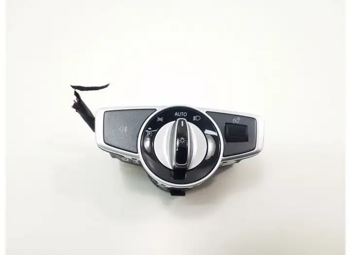 Mercedes-Benz E W213 (2016 - ) A21390530039J01 Включатель фонарей — фото 1