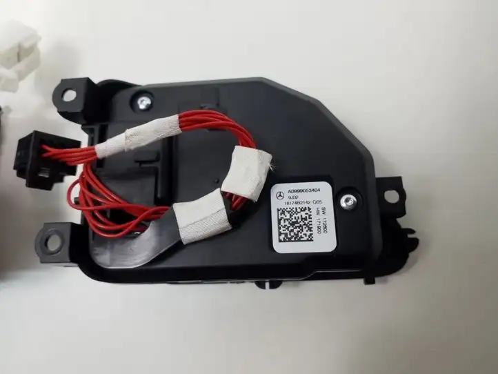 Mercedes-Benz A W177 (2018 - ) A0999053404 Кнопки на рулевом колесе — фото 4