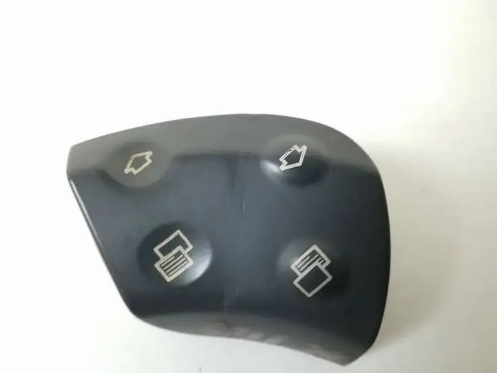 Mercedes-Benz C W203 (2000 - 2007) A2038210879 Кнопки на рулевом колесе — фото 3