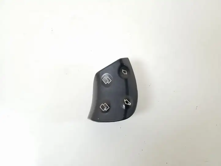 Mercedes-Benz C W203 (2000 - 2007) A2038210879 Кнопки на рулевом колесе — фото 1
