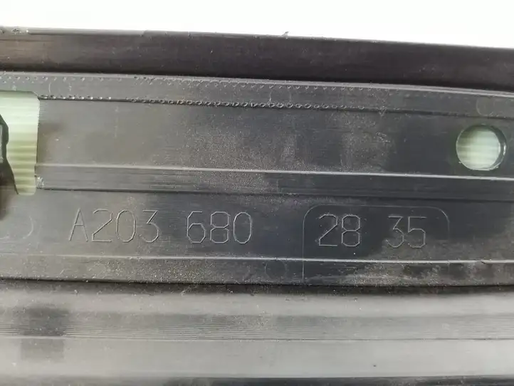 Mercedes-Benz CLC CL 203 (2008 - 2011) A2036802835 Внутренняя отделка переднего порога — фото 2