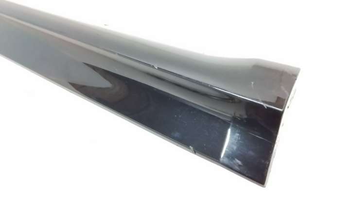 Audi Q5 (2008 - 2012)  8R0853970B  Отделка дверей (молдинги) задней двери