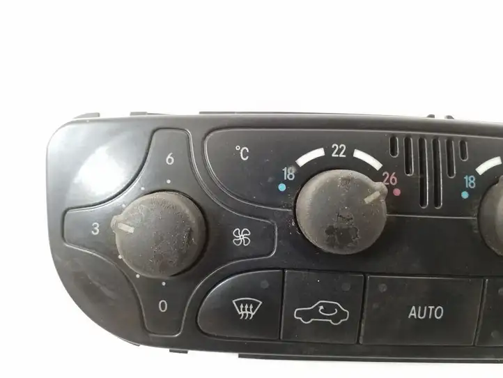 Mercedes-Benz (2008 - 2011) A2038300285 Блок управления кондиционером — фото 2