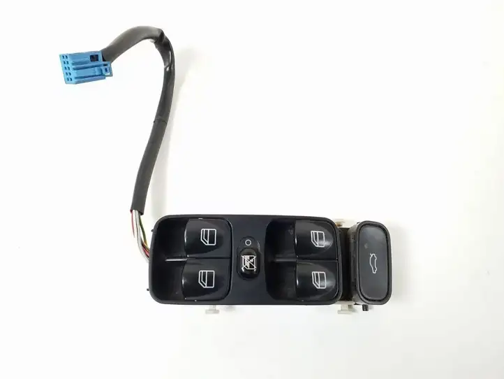 Mercedes-Benz C W203 (2000 - 2007) A2038210679 Блок кнопок стеклоподъемников — фото 1