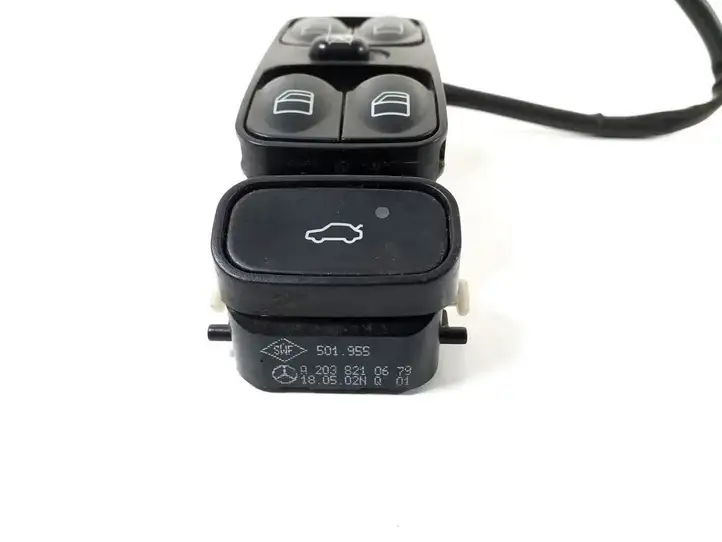 Mercedes-Benz C W203 (2000 - 2007) A2038210679 Блок кнопок стеклоподъемников — фото 2