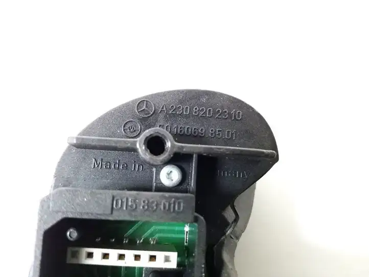 Mercedes-Benz CLK A209,C209 (2002 - 2009) A2308202310 Кнопки на рулевом колесе — фото 3