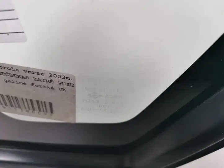 Toyota Corolla Verso E121 (2001 - 2004) 62720-13120 Заднее боковое стекло — фото 2