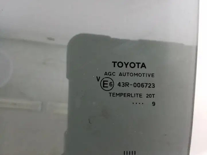Toyota Avensis T270 (2009 - 2012) 68104-05160 Стекло задней двери — фото 2