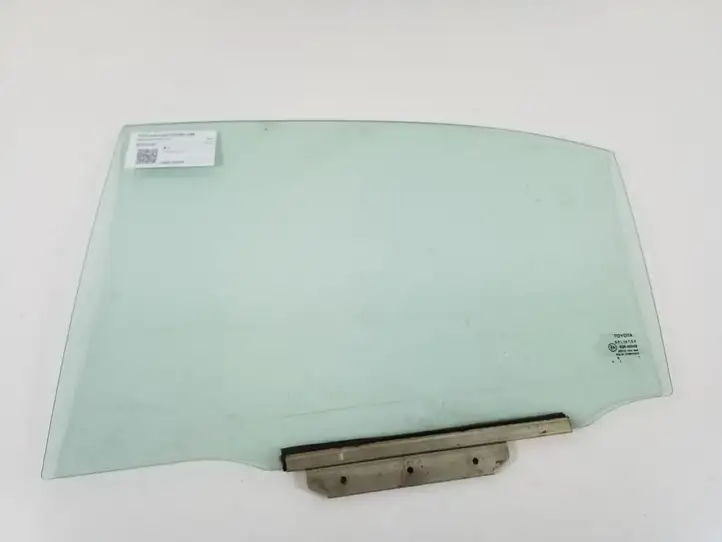 Toyota Avensis T250 (2003 - 2006) 68104-05100 Стекло задней двери — фото 1