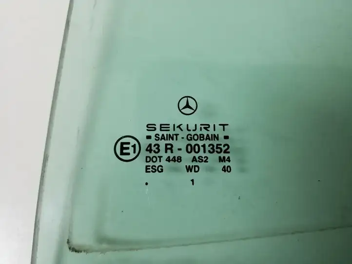 Mercedes-Benz A W168 (1997 - 2004) A1687350100 Стекло задней двери — фото 3