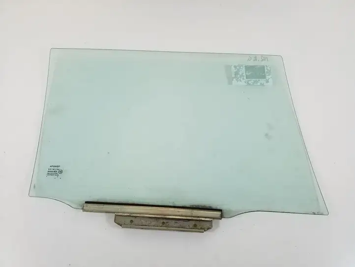 Toyota Avensis T250 (2003 - 2006) 68104-05120 Стекло задней двери — фото 3