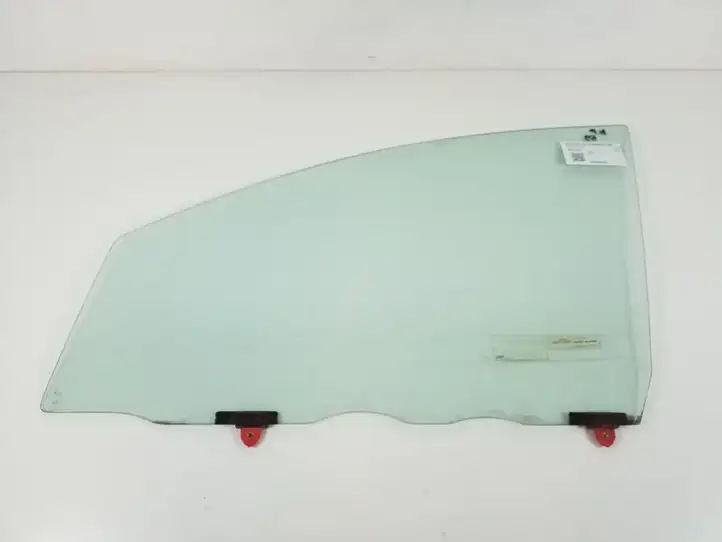 Toyota Avensis Verso (2001 - 2004) 68102-44120 Стекло передней двери — фото 1