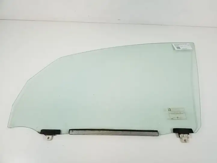 Toyota Corolla Verso E121 (2001 - 2004) 68102-13080 Стекло передней двери — фото 1