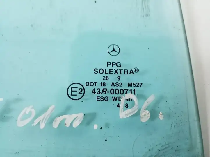 Mercedes-Benz E W210 (1995 - 2002) Форточка двери — фото 2