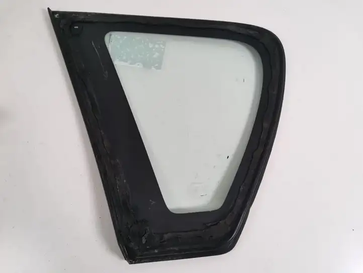 Toyota Corolla Verso E121 (2001 - 2004) 62710-13120 Заднее боковое стекло — фото 1