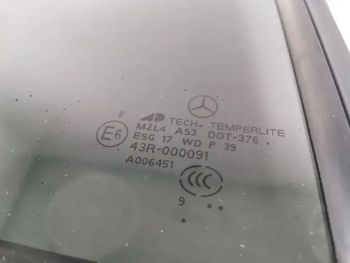 Mercedes-Benz GL X164 (2006 - 2012) A1647301455 Форточка двери — фото 3