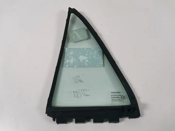 Toyota Corolla E120 E130 (2000 - 2004) 68123-02070 Форточка двери — фото 2