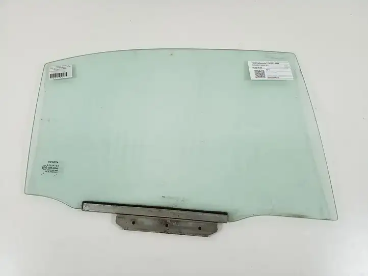 Toyota Avensis T250 (2003 - 2006) 68103-05100 Стекло задней двери — фото 1