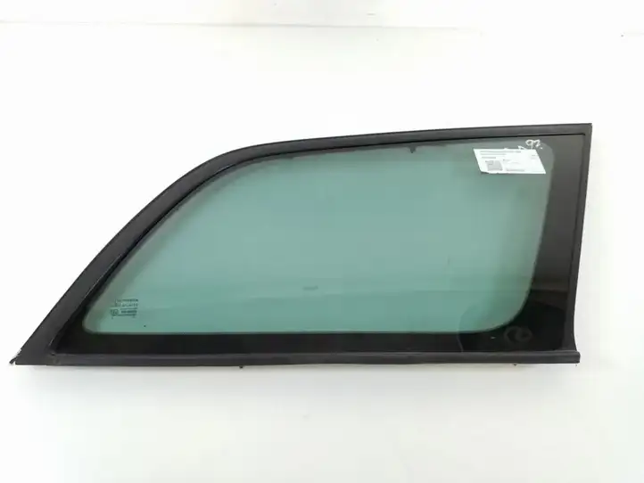 Toyota Avensis T220 (2000 - 2003) 62710-05060 Заднее боковое стекло — фото 1