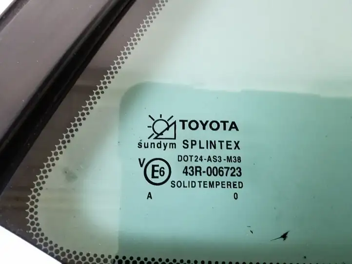 Toyota Avensis T220 (2000 - 2003) 62710-05060 Заднее боковое стекло — фото 2