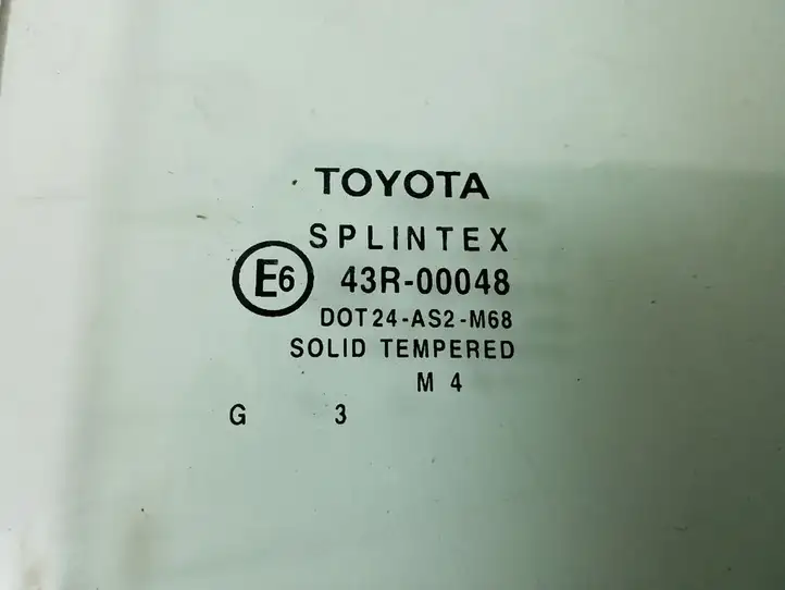 Toyota Avensis T250 (2003 - 2006) 68103-05120 Стекло задней двери — фото 2