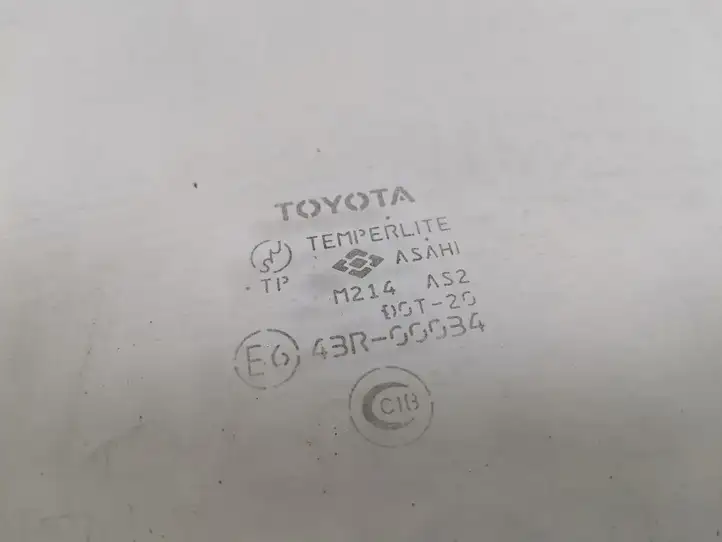 Toyota Previa (XR30, XR40) II (2000 - 2006) 68103-28120 Стекло задней двери — фото 2