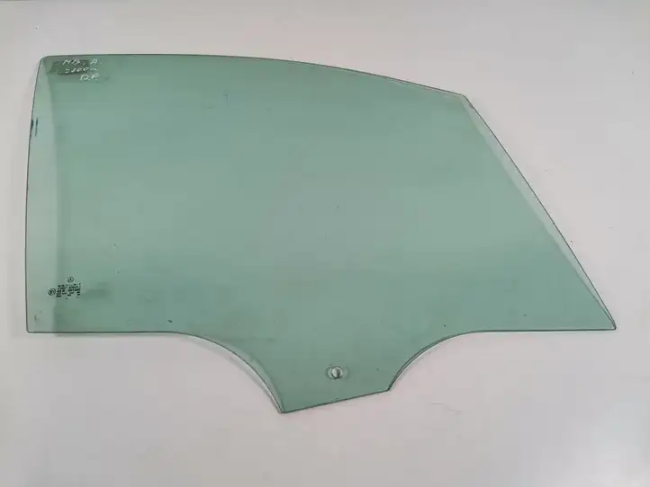 Mercedes-Benz A W168 (1997 - 2004) Стекло передней двери — фото 1