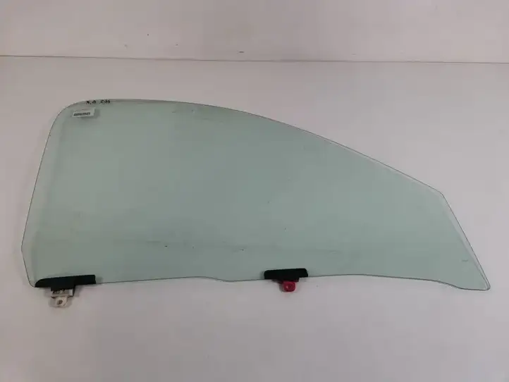 Toyota Yaris Verso (1999 - 2005) 68110-52050 Стекло передней двери — фото 1