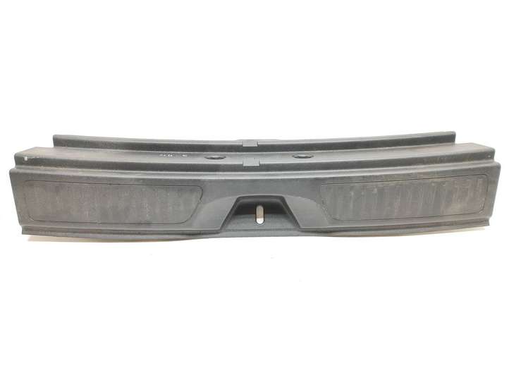 Mercedes-Benz B-class W246 (2011 - 2014)  A2456902641 Отделка порога багажника