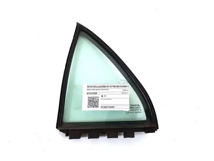 Toyota Corolla E120 E130 (2000 - 2004) 68124-02060 Форточка двери — фото 1