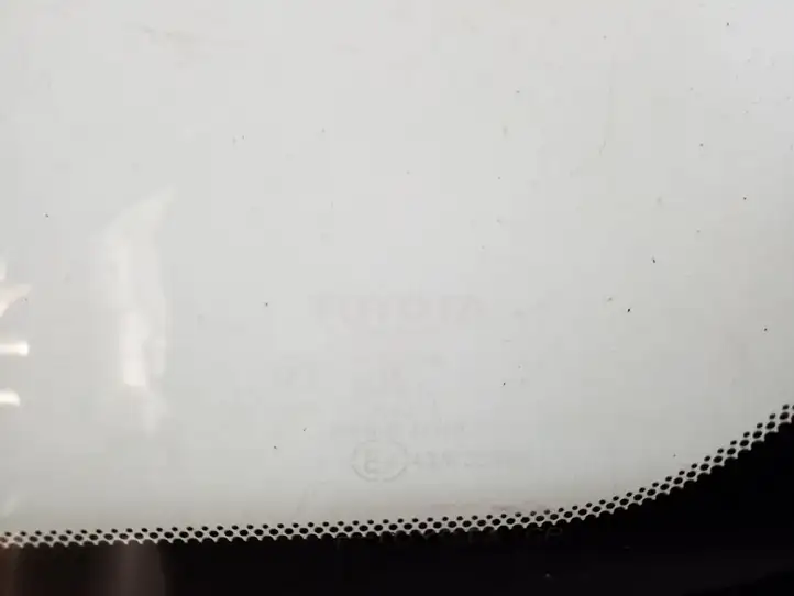 Toyota Avensis Verso (2001 - 2004) 62720-44310 Заднее боковое стекло — фото 2