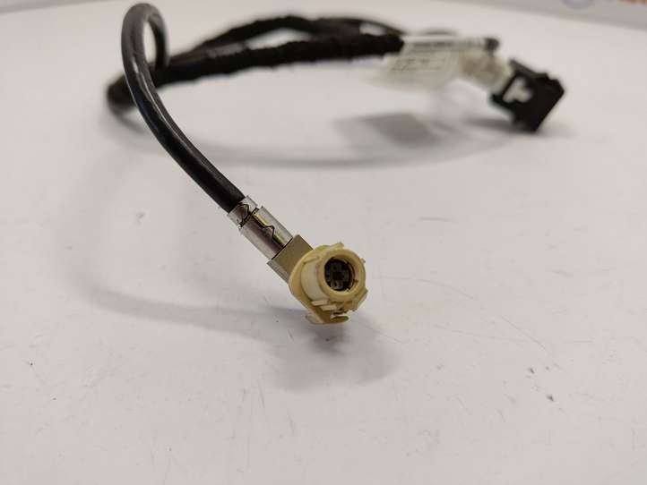 BMW 3 F30 F35 F31 (2012 - 2018)  84109229294 Разъем USB