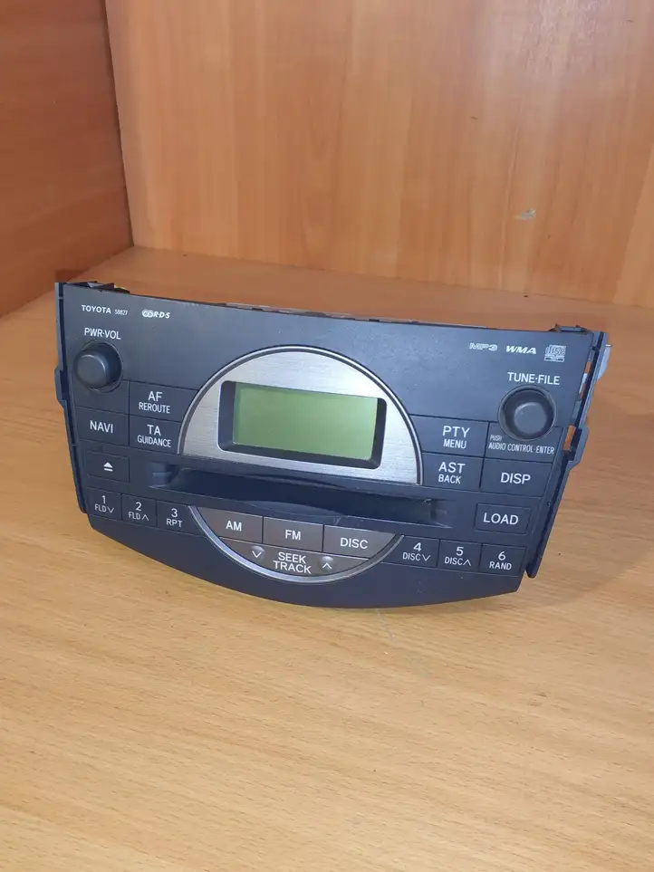 Toyota RAV 4 (XA30) (2006 - 2016) 86120-42220 Магнитола / мультимедийная система — фото 1