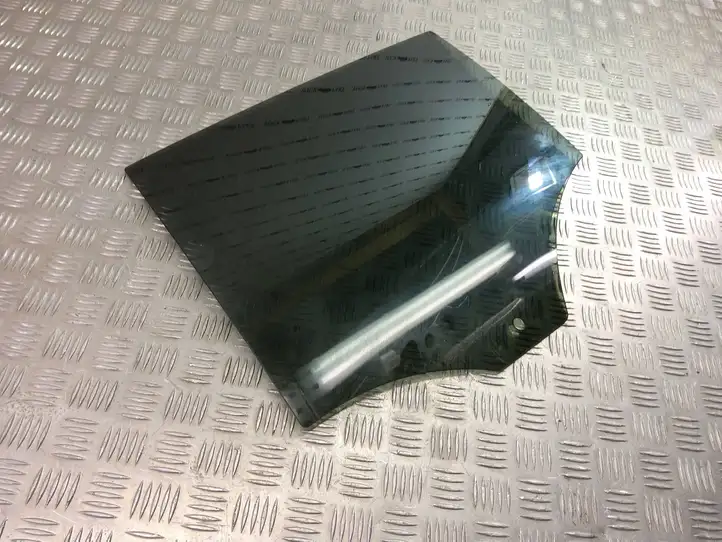 BMW X2 F39 (2018 - 2022)  43R011004 Основное стекло задних дверей