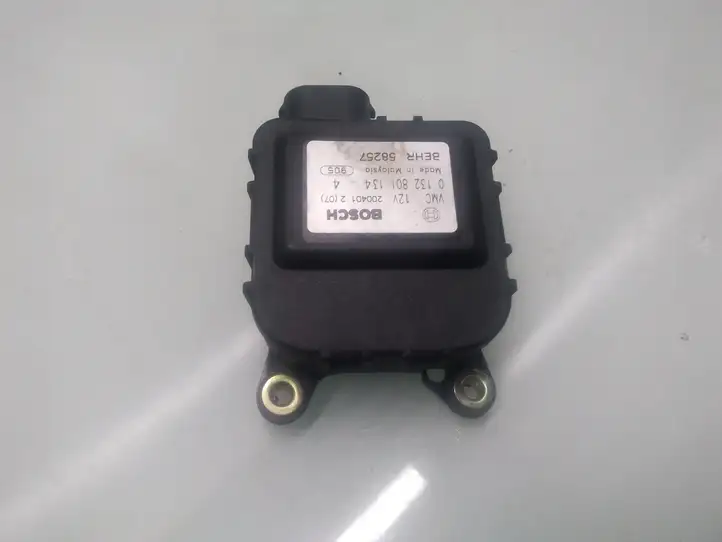 Opel Zafira B (2003 - 2006) 0132801134 Двигатель задвижки потока воздуха — фото 2