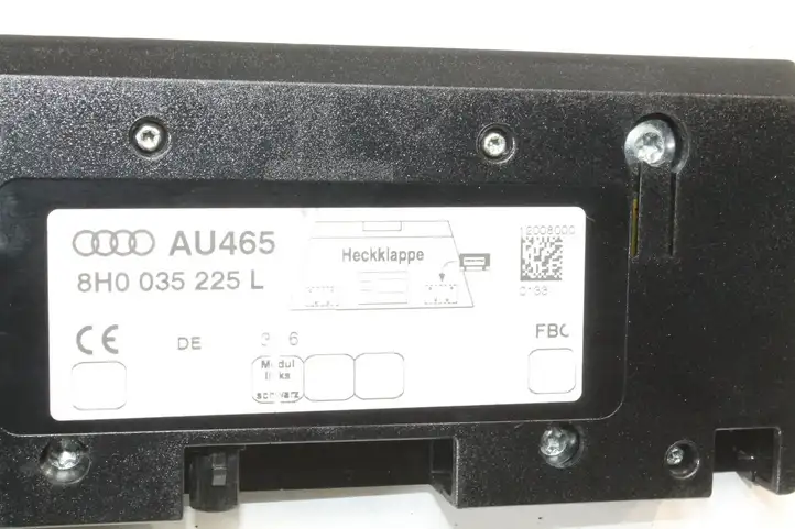 Audi A4 S4 B6 8E 8H (2000 - 2006) 8H0035225L Усилитель антенны — фото 3