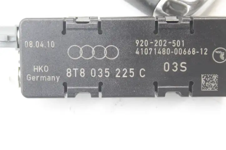 Audi A5 8T 8F (2007 - 2011) 8T8035225C Усилитель антенны — фото 5