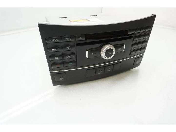 A2129006905 Mercedes-Benz E W212 Radija/ CD/DVD grotuvas/ navigacija