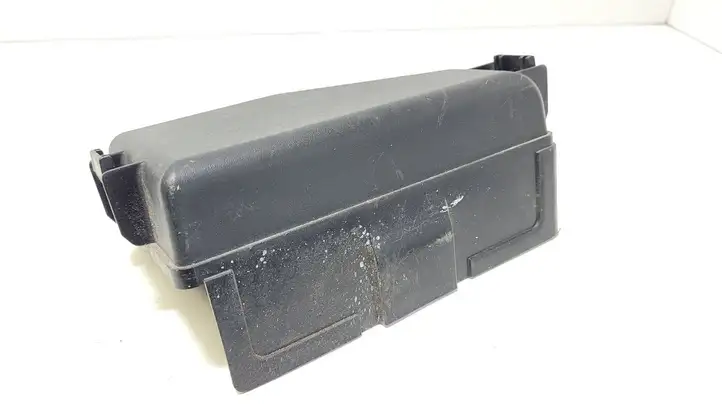 Kia Soul (2008 - 2011)  919502K360 Крышка ящика предохранителей