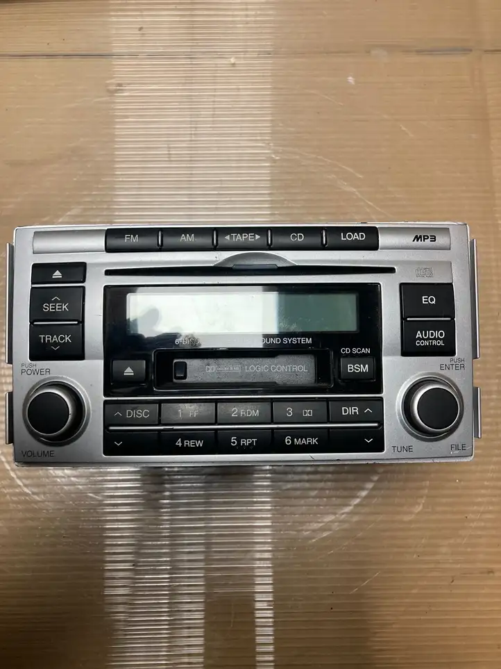 Hyundai Santa Fe (2005 - 2009) 961002B220 Магнитола / мультимедийная система — фото 1