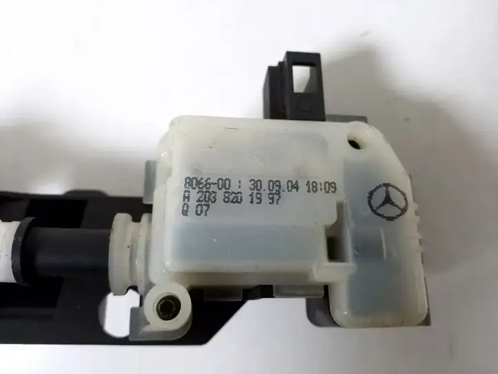 Mercedes-Benz E W211 (2002 - 2009) A2038201997 Замок крышки топливного бака — фото 4