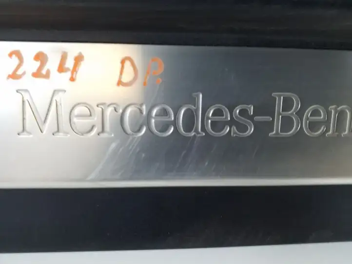 Mercedes-Benz SLK R171 (2005 - 2011) A1716800235 Внутренняя отделка переднего порога — фото 2