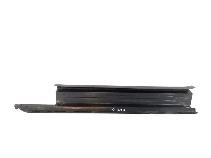 Mercedes-Benz SLK R171 (2005 - 2011) A1716800235 Внутренняя отделка переднего порога — фото 4