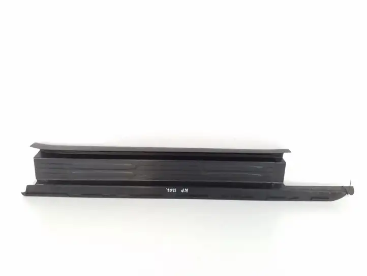 Mercedes-Benz SLK R171 (2005 - 2011) A1716800135 Внутренняя отделка переднего порога — фото 3