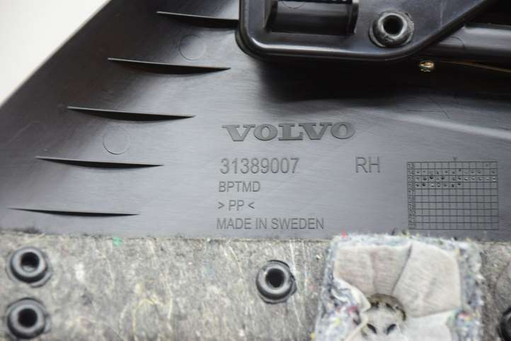 Volvo XC90 (2014 - 2019)  31389007 Боковая панель