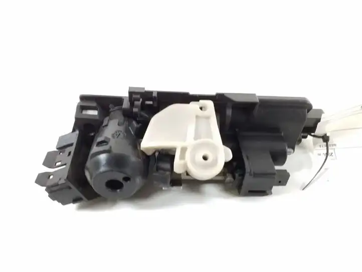 Mercedes-Benz SLK R171 (2005 - 2011) A2037500693 Ручка багажной двери — фото 2