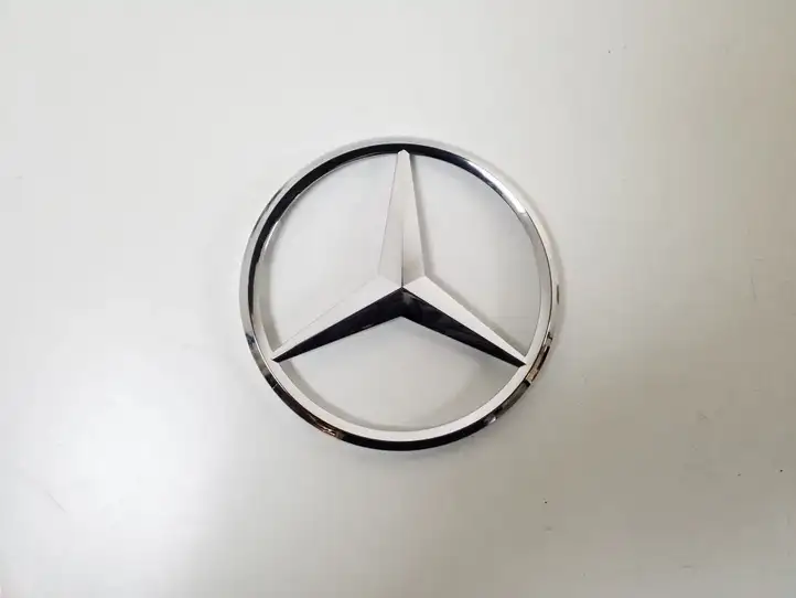 Mercedes-Benz E W238 (2017 - ) A0998170000 Эмблема автомобиля — фото 1